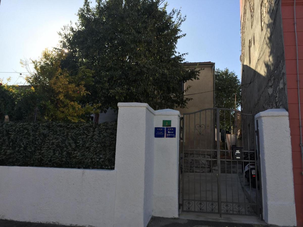 Studio Apartment Jemi Pula Exterior foto